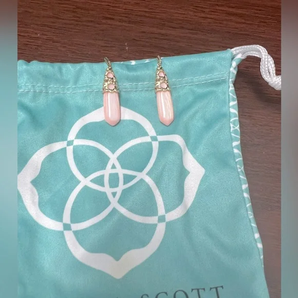 Kendra Scott Blush Pink and Gold Earrings - Picture 2 of 5